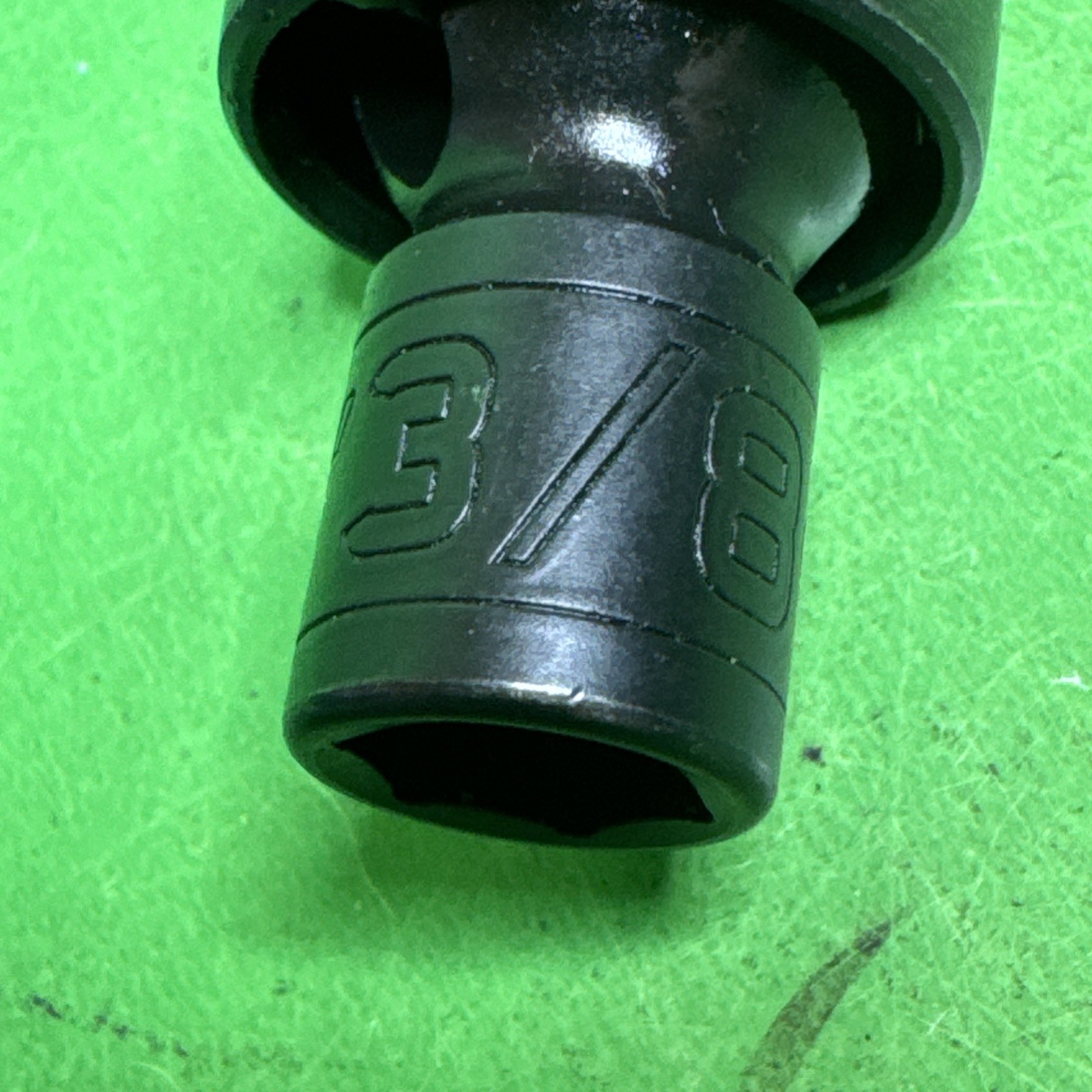 Add On – Snap-On USA 3/8″ Drive 6 Point SAE 3/8″ Swivel Impact Socket IPF12C