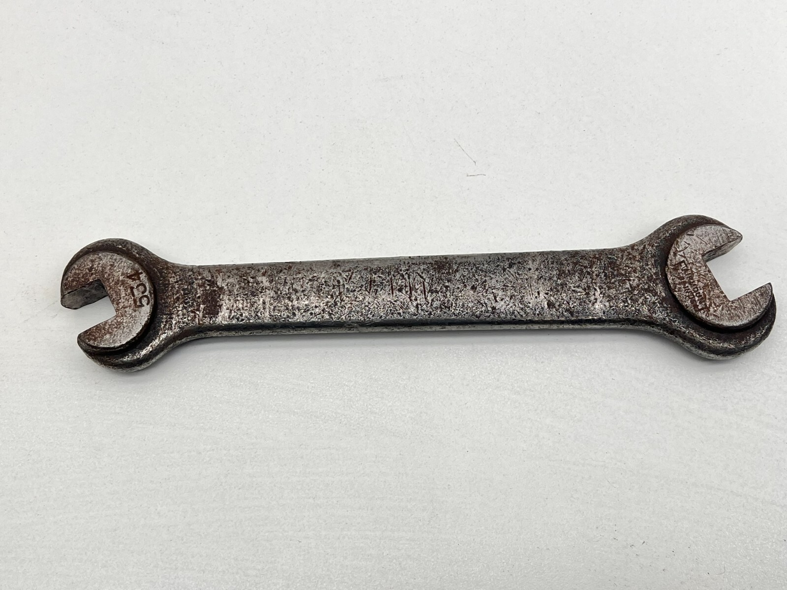 1 Lot of 4 Vintage Wrenches 1/2-5/8, 1/2-9/16, 3/8-5/16, 1/2-7/16