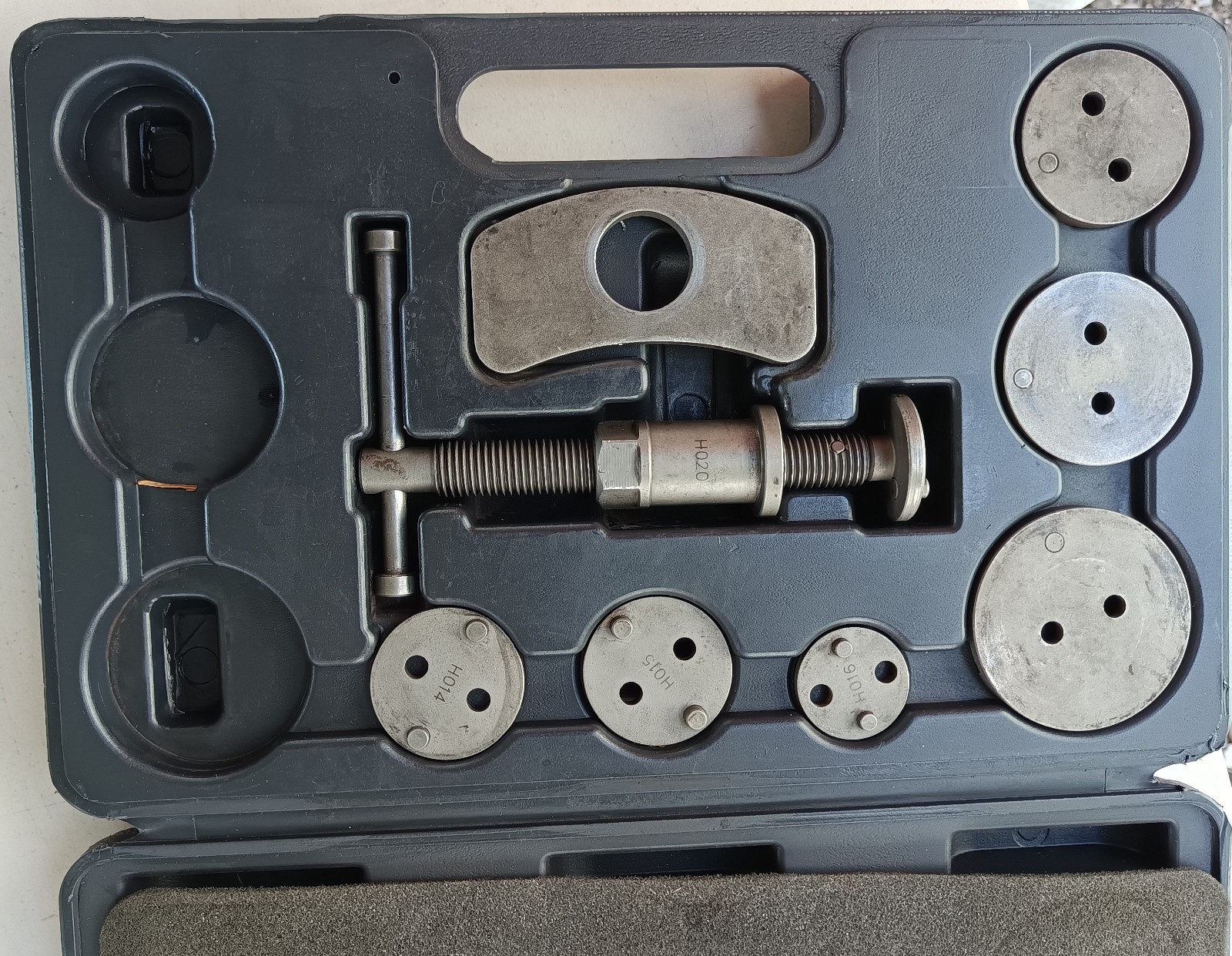 Evertough 11 piece Disc Brake Caliper Tool Set #67090 – Used