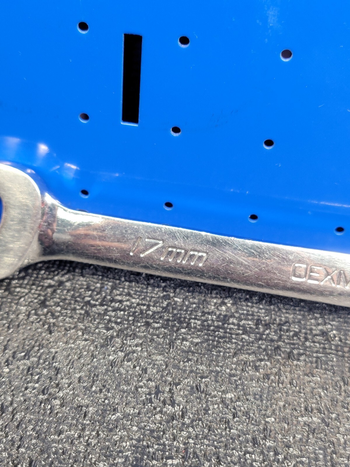 Snap-on Tools 17mm Metric OEXM170B 12-Point Standard Combination Wrench