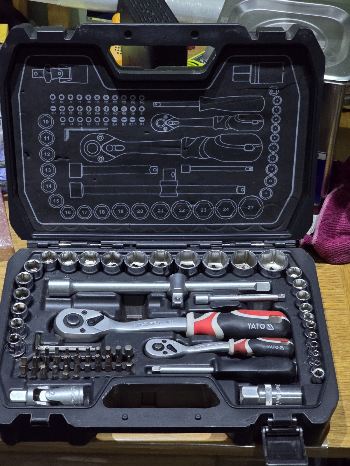 Yato Socket Wrench Set M 1/2 » + 1/4 » 72-tlg YT-38782 Used Read Description