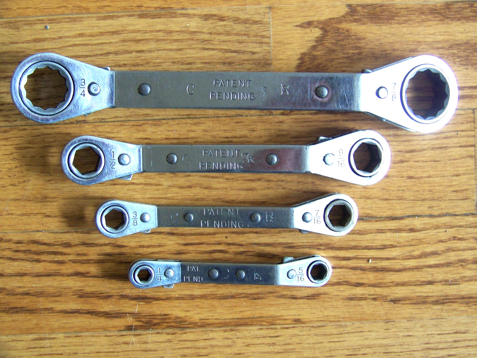 (4) Mac Tools Offset Reversible Ratcheting Box End Wrenches – FREE SHIPPING