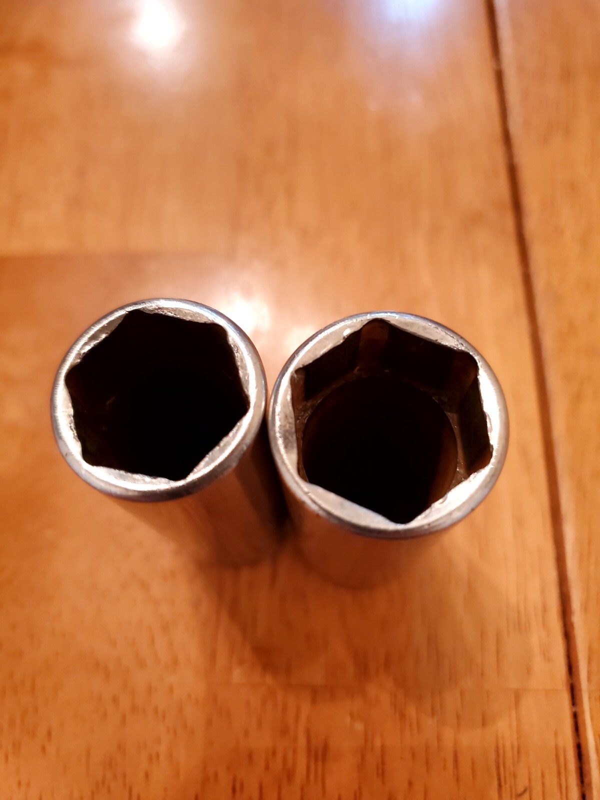 Snap On 3/8 Drive 11/16 3/4 6PT Deep Sockets Lot Of 2