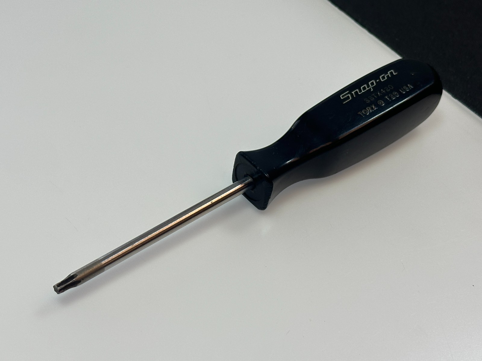 🇺🇸 Snap-on Tools USA SSTX420 T20 Torx Screwdriver, Classic Black Hard Handle