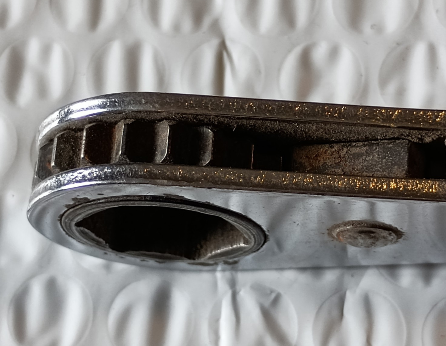 SNAP-ON R2022S, 5/8″ X 11/16″ DBL. RATCHETING BOX WRENCH, 6PT. 7.75″ LONG, 6PT.