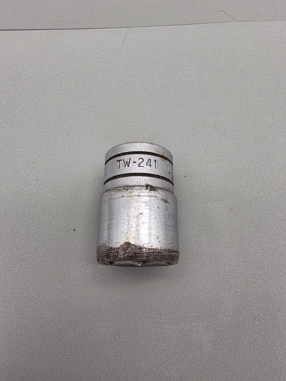 Snap On Tools TW241 1/2″ Drive 3/4″ SAE 6 Point Shallow Chrome Socket USA