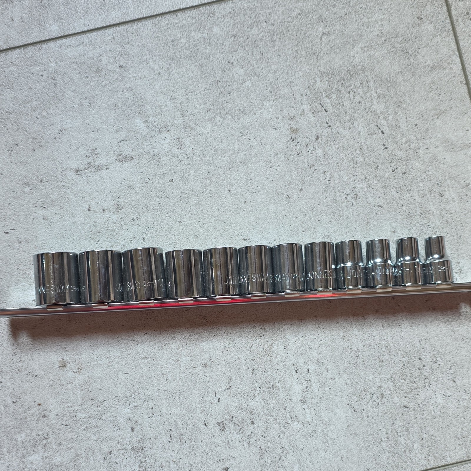 Jonnesway Cr-v 8mm To 19mm Sockets