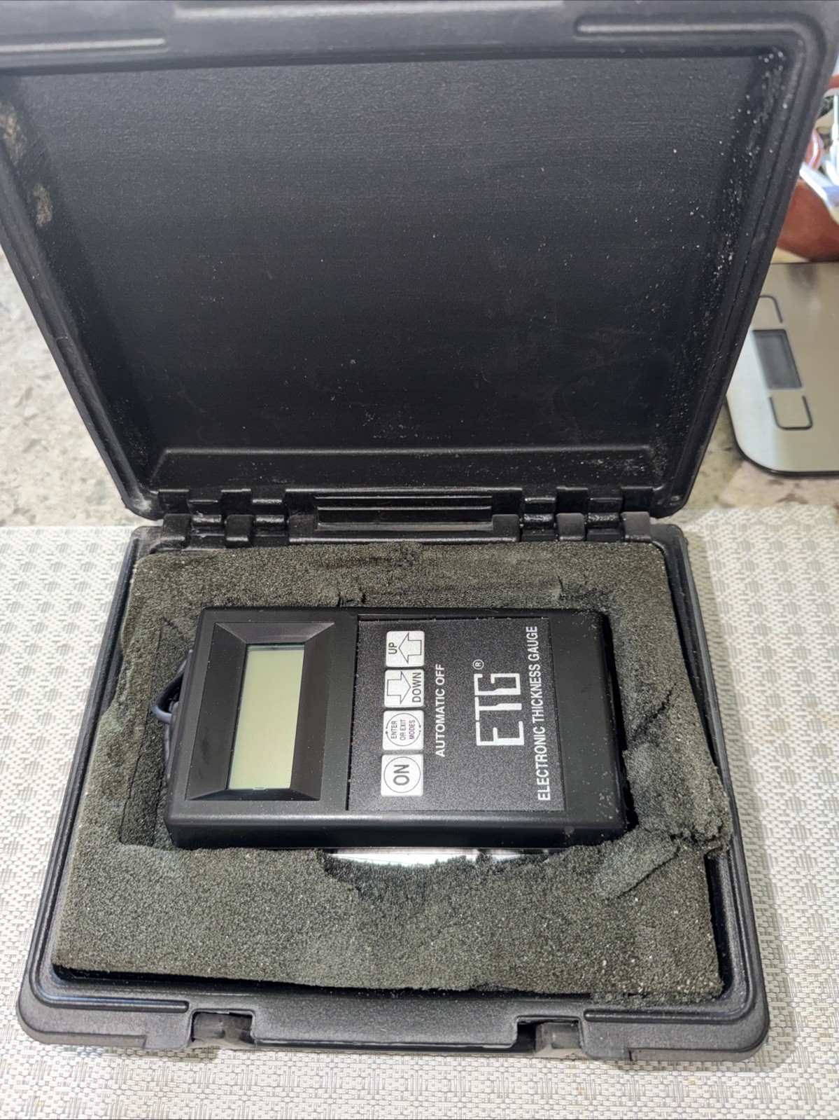 ETG Paint Thickness Gauge Working Tested With Case And Manual.