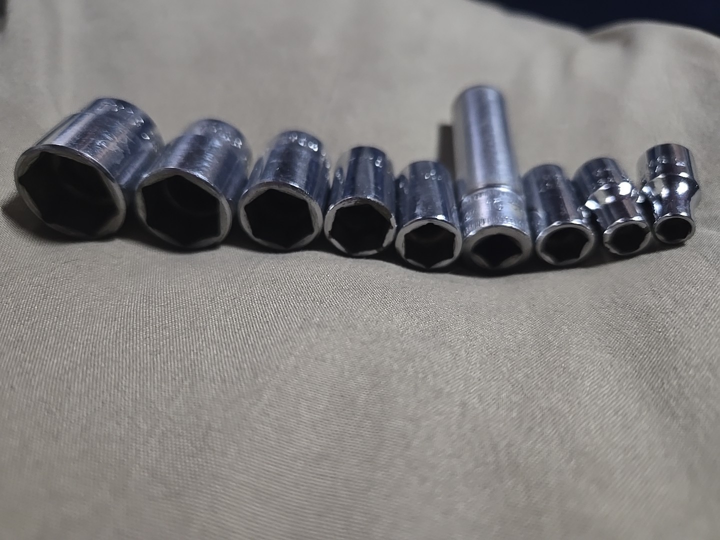 Snap-On Tools TM6-18 9/16in 1/4” Drive 6-Point Shallow Socket (Set Of 9)