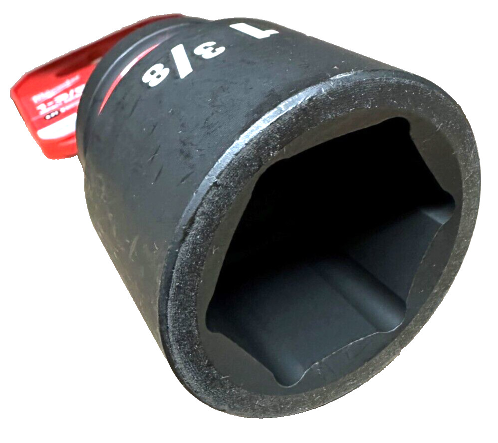 Milwaukee 49-66-6313 3/4″ Drive Standard Length Impact Socket 1-3/8″ 6 Point