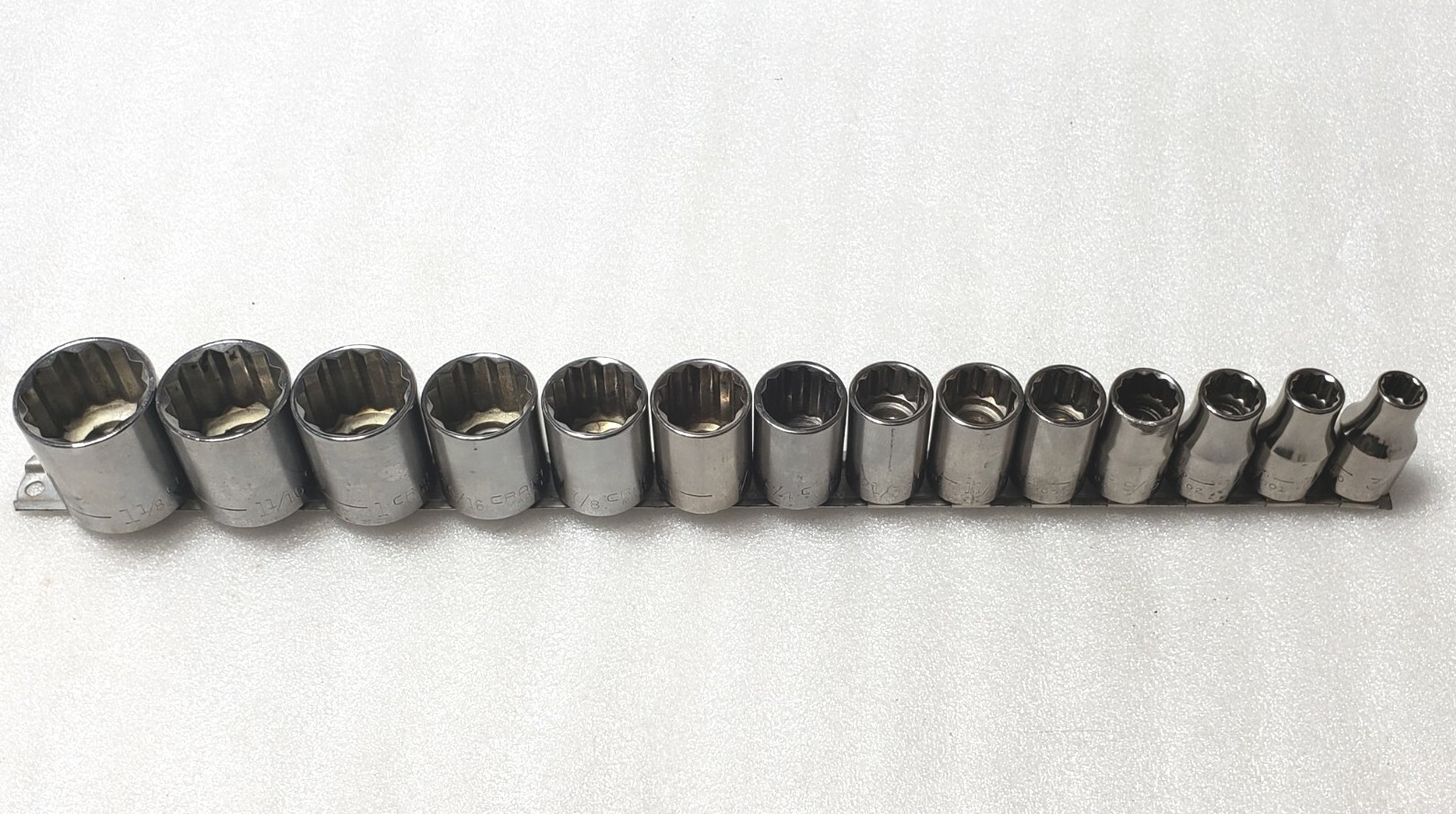 Craftsman SAE 14pc Socket Set, G-Series 1/2 Drive, 3/8″ thru 1-1/8″, USA Nice
