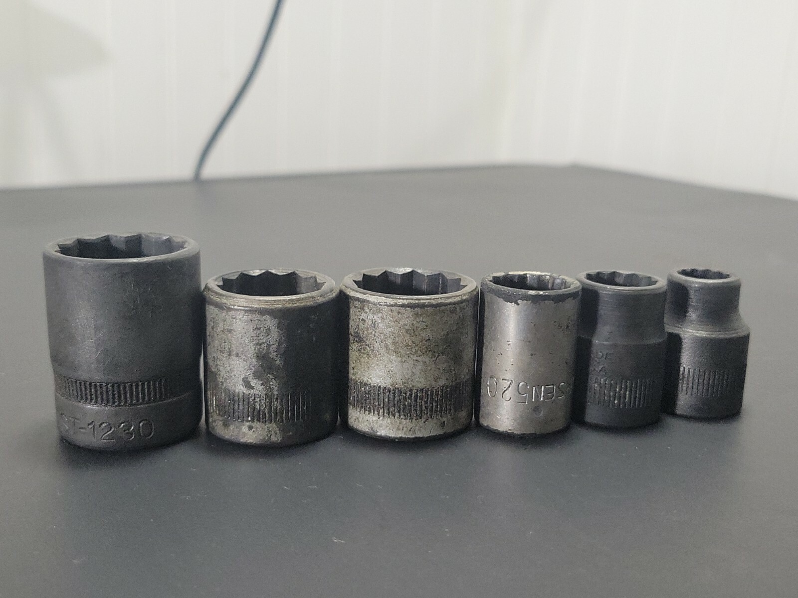Lot of 6 Sockets 15/16″ 7/16″ 13/16″ 9/16″ 7/8″ 5/8″ SAE 1/2″ Drive 12 Point