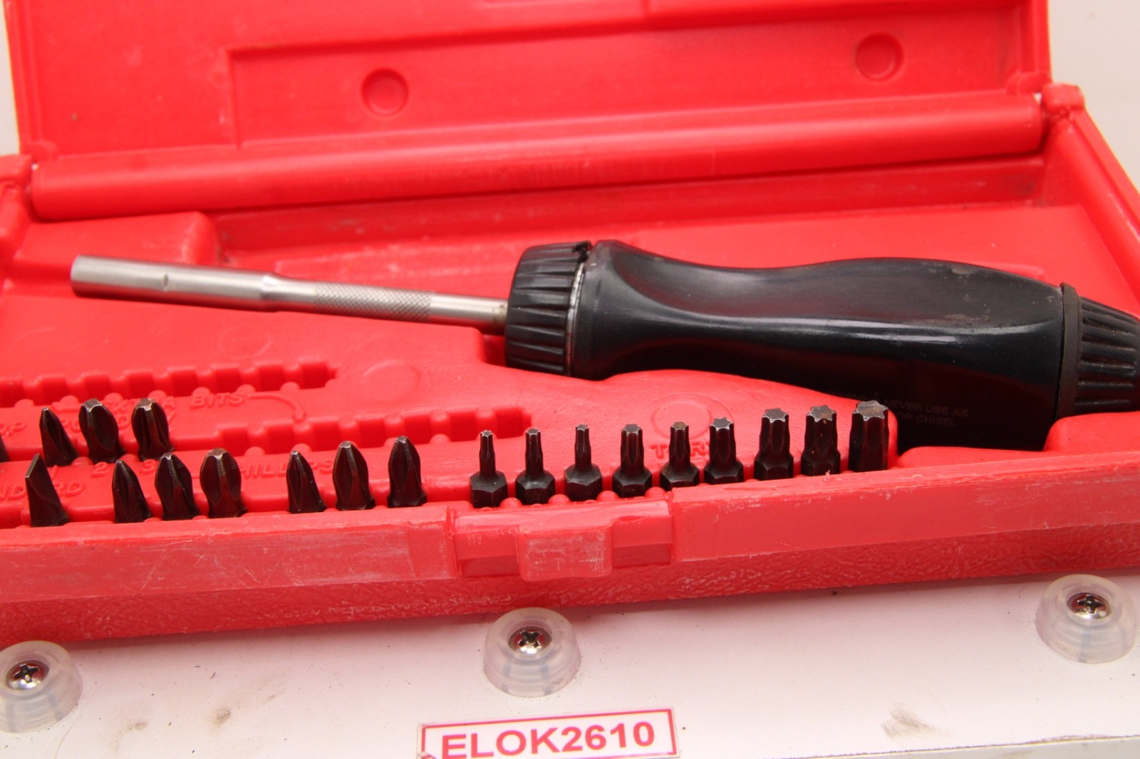 Snap On SSDMR220 22 Piece Ratcheting Screwdriver Set w/Red Case USA