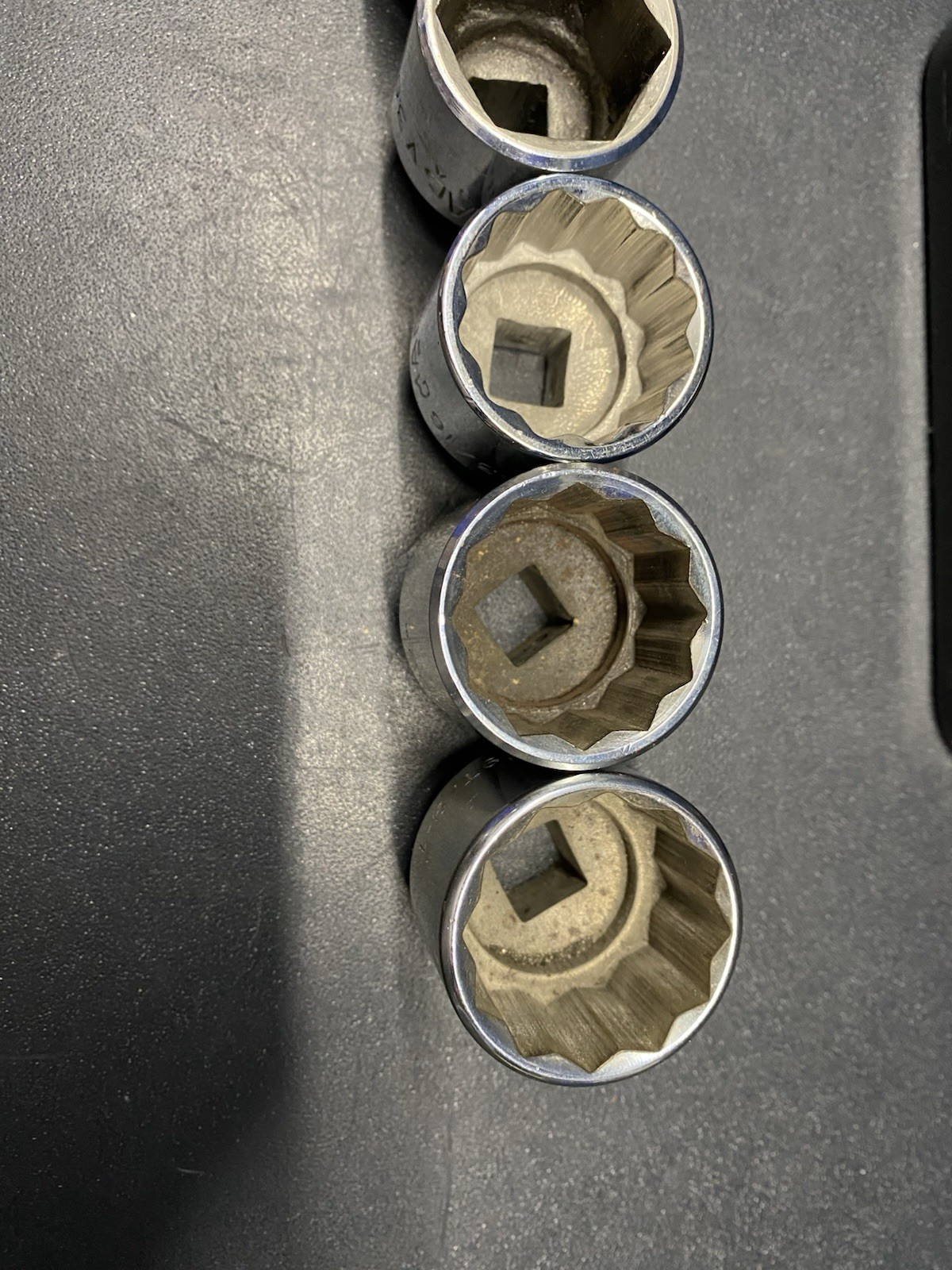 Mac Tools V326- V422 SAE 1”— 1-5/16″ Shallow Socket 1/2″ Drive 6 & 12pt USA