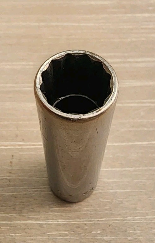 Craftsman USA 1/2″ Deep Well Socket 12 Point 3/8″Drive EE 43312