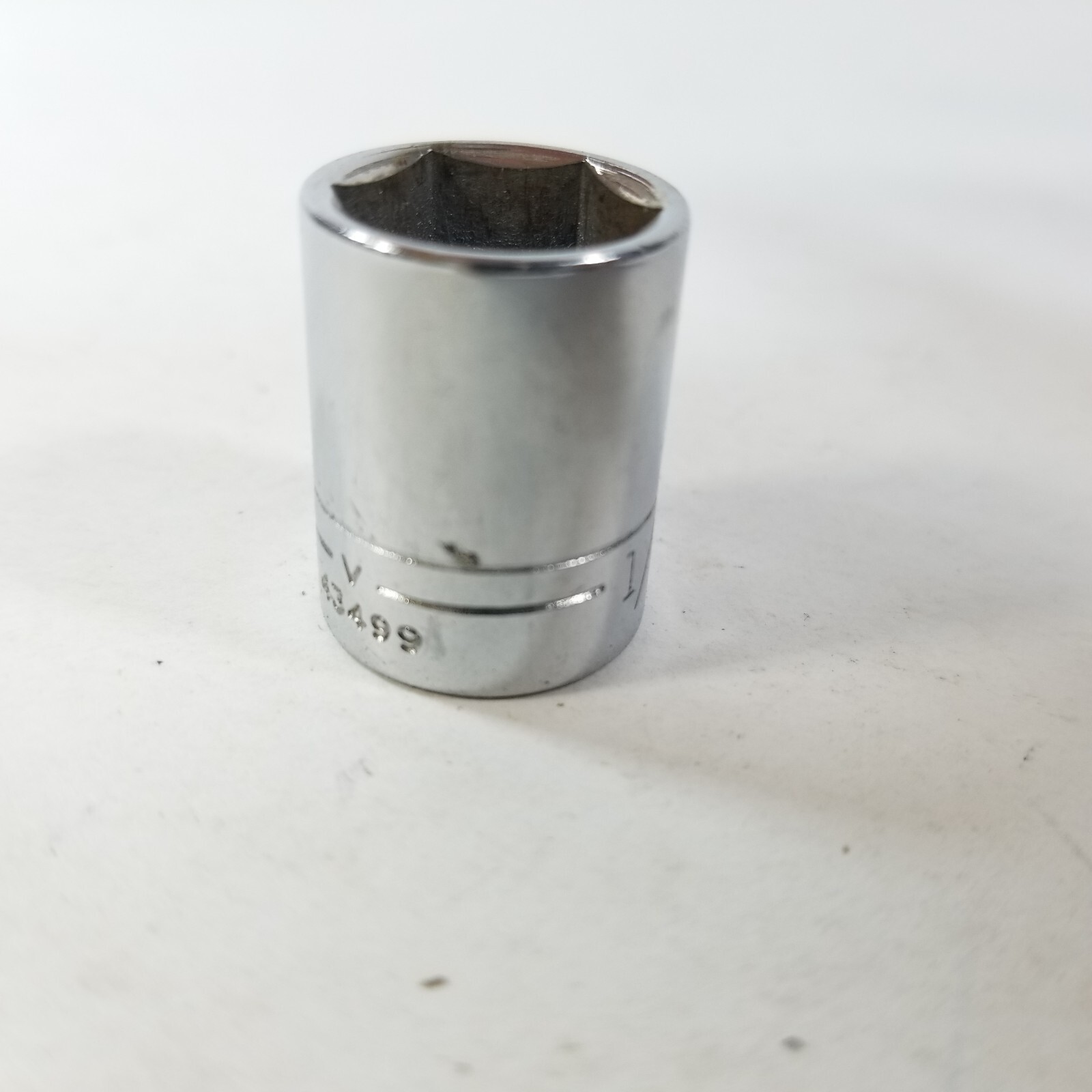 Craftsman -V- 43499 1/2″ 6pt 1/4″ Drive Socket