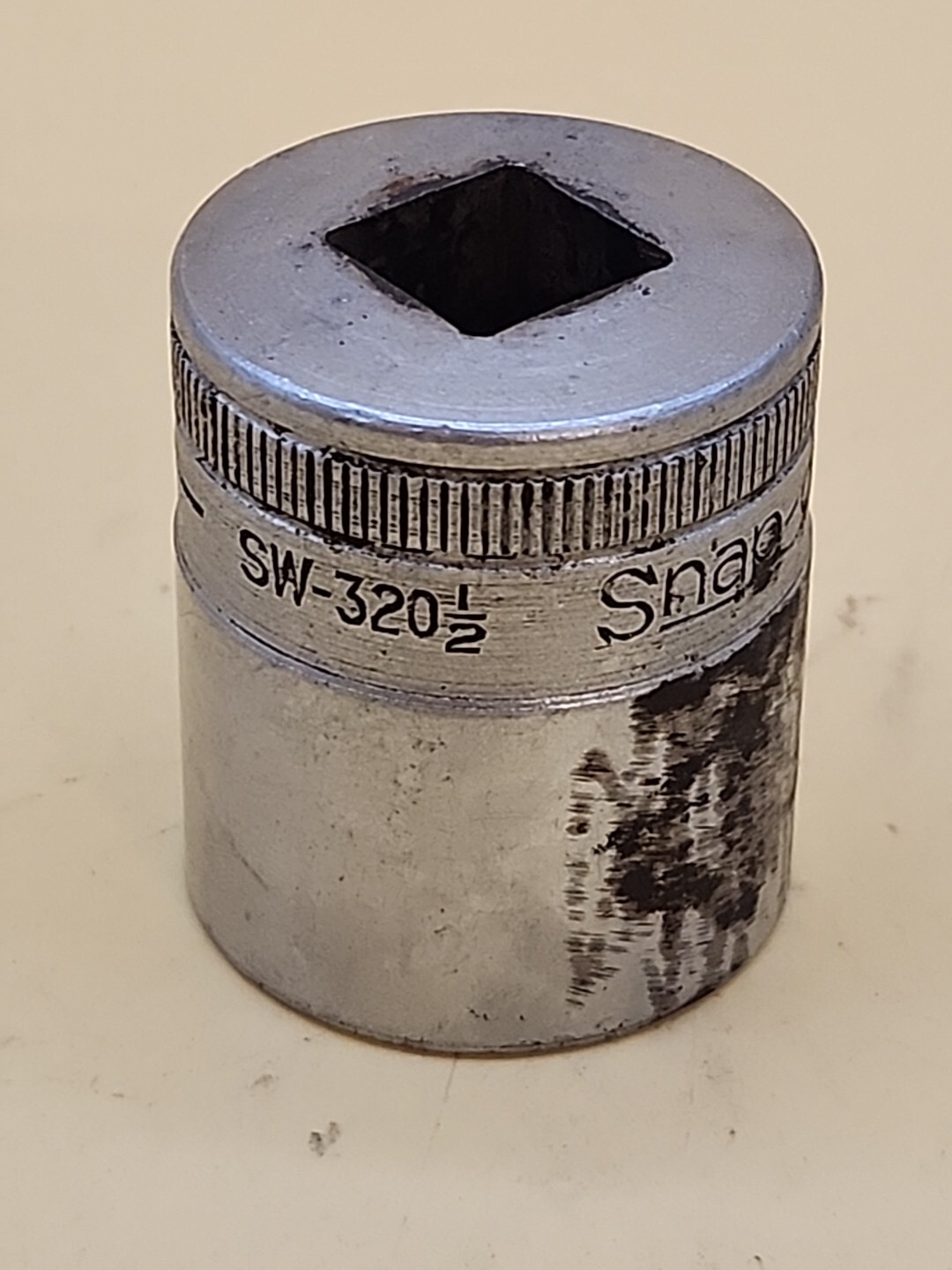 Snap-on Tools SW-320-1/2 1″ 12pt 1/2″ Drive Socket USA
