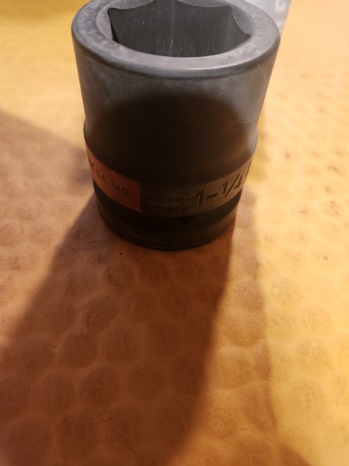 BRAND NEW KING TONY HEAVY DUTY 1-1/4 IMPACT SOCKET 1″ DRIVE 6PT 8535 [4666S-69S]