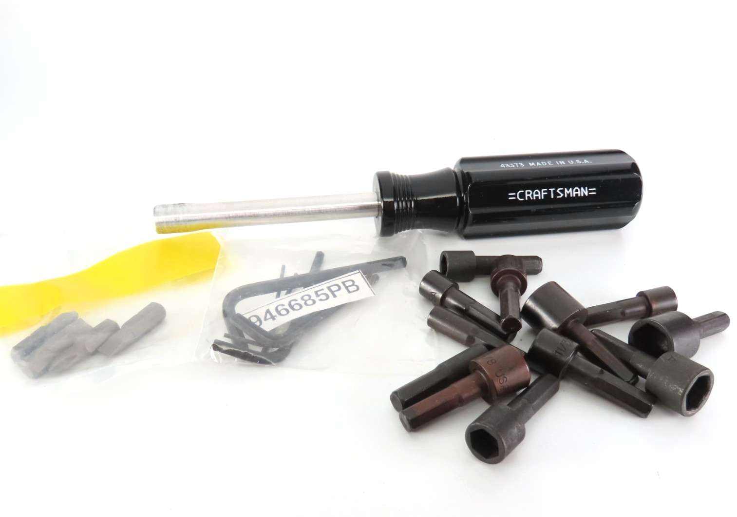 Craftsman 43373 Magnetic Bit Driver w/12 Piece SAE/Metric Nut Driver Set & More