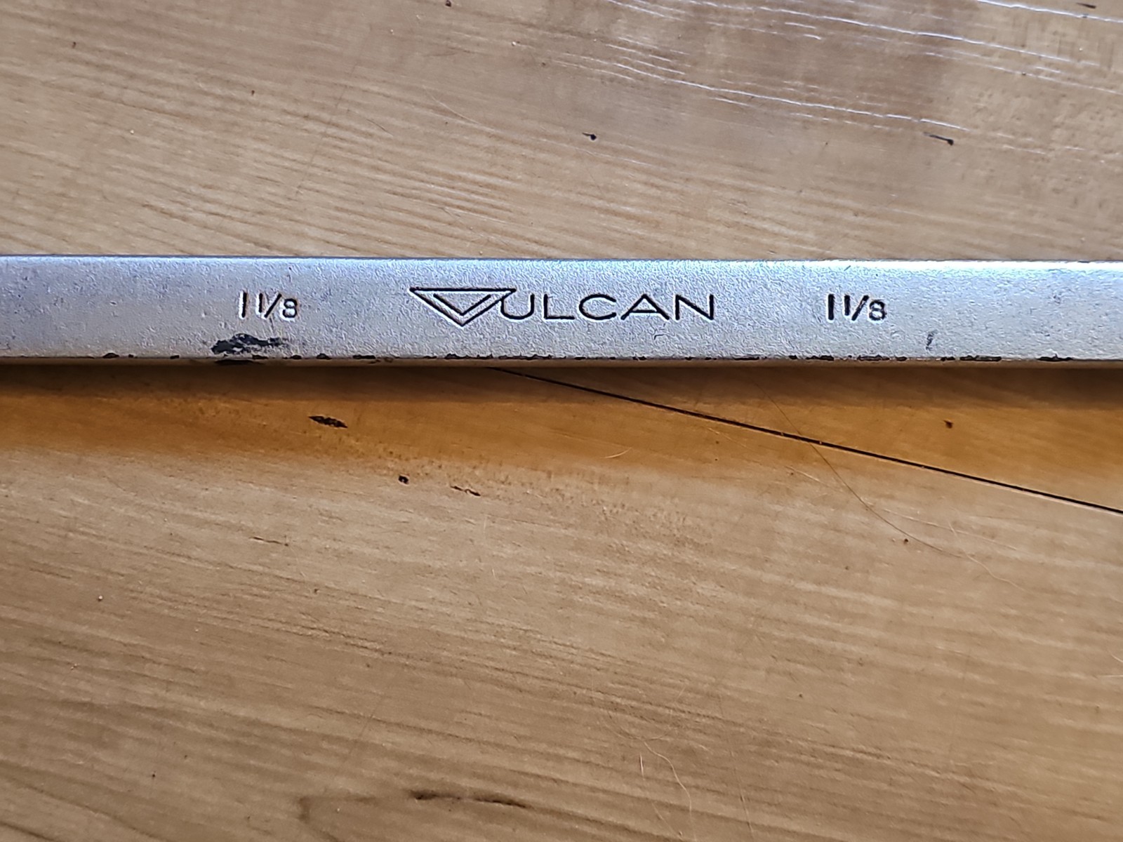 Vulcan Tools USA 1172 Large SAE 1-1/8″ Combination Wrench