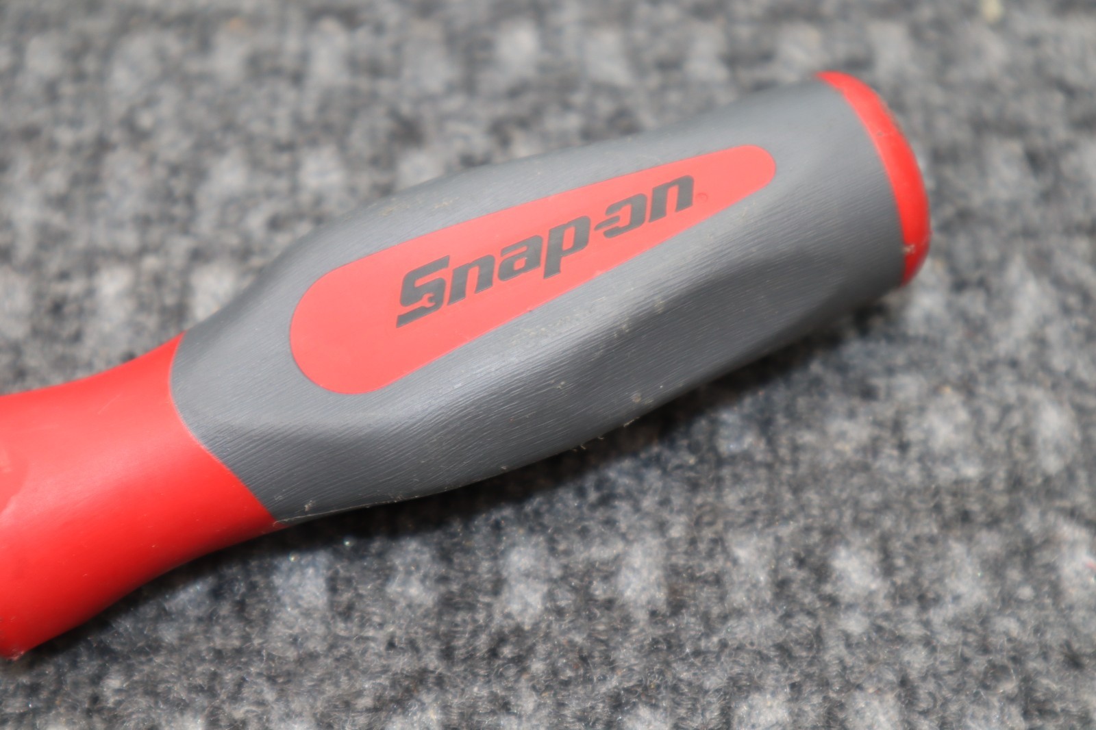 Snap On Tools 1/4″ Flat Head Screwdriver SHD4 Slotted Grip Red Gray USA Made