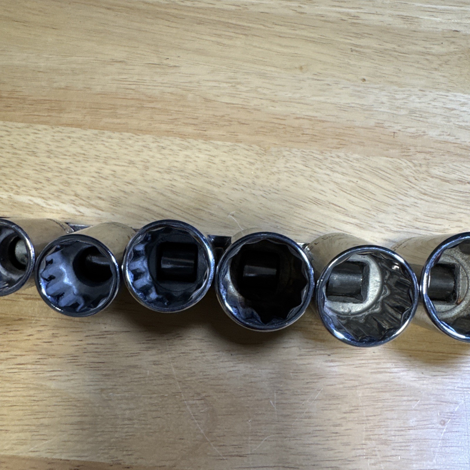 Armstrong 12 Point 1/2 Drive 15 Piece Socket Set 3/8 to 1 1/4” EXCELLENT