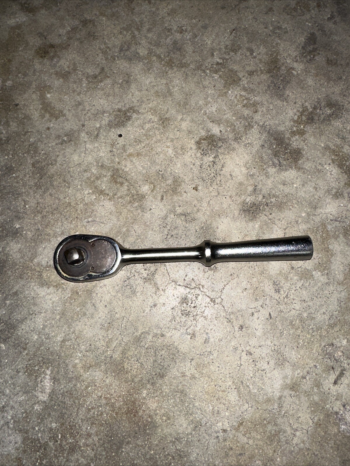 Gray Canada Ratchet 3/8 Drive T70