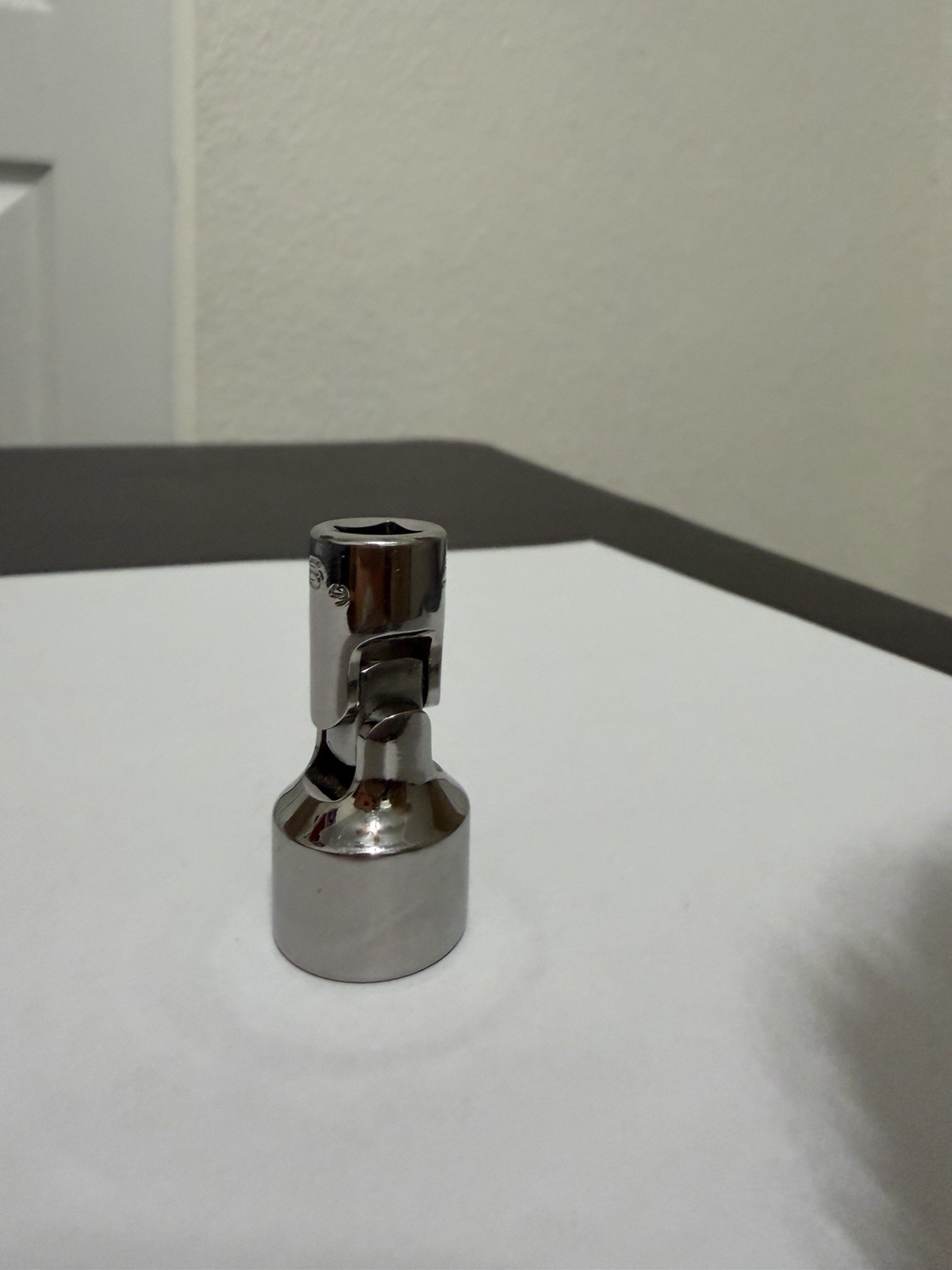 Snap-on Tools USA 1/4″ Drive 9/16″ 12 Point Swivel Socket TMU181A