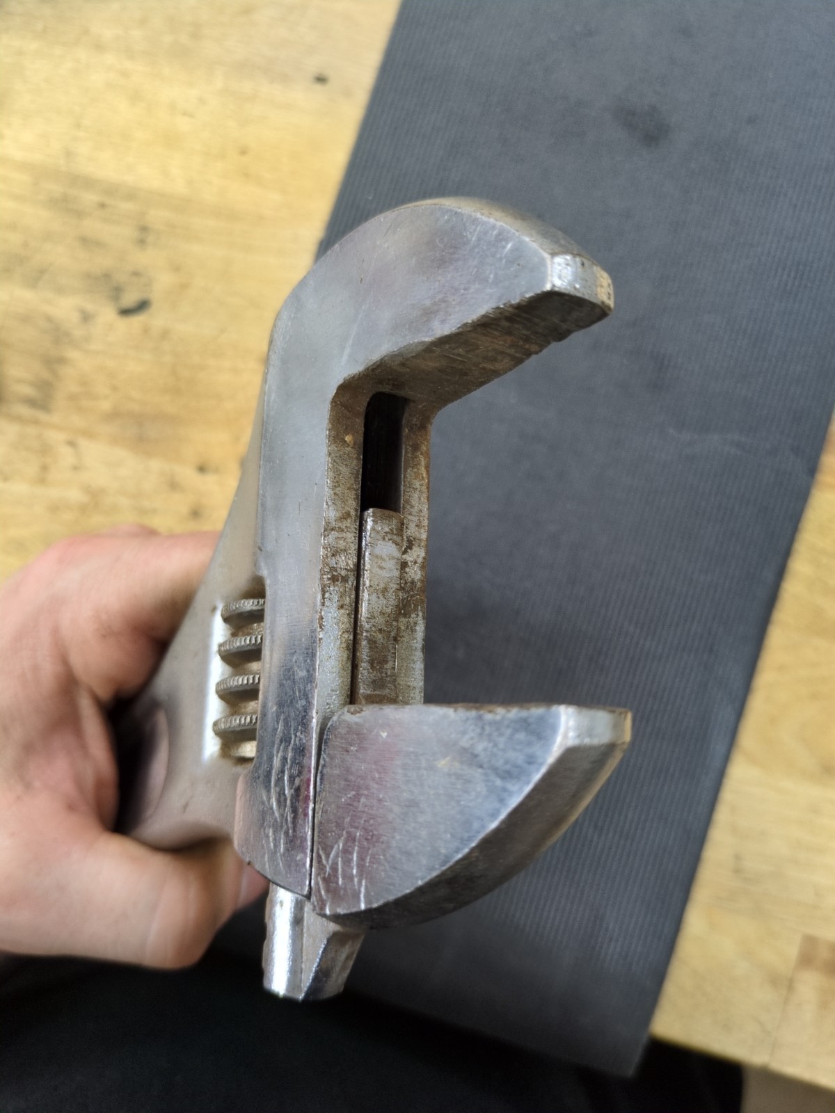Mac Aj15a 15″ Crescent Adjustable Wrench
