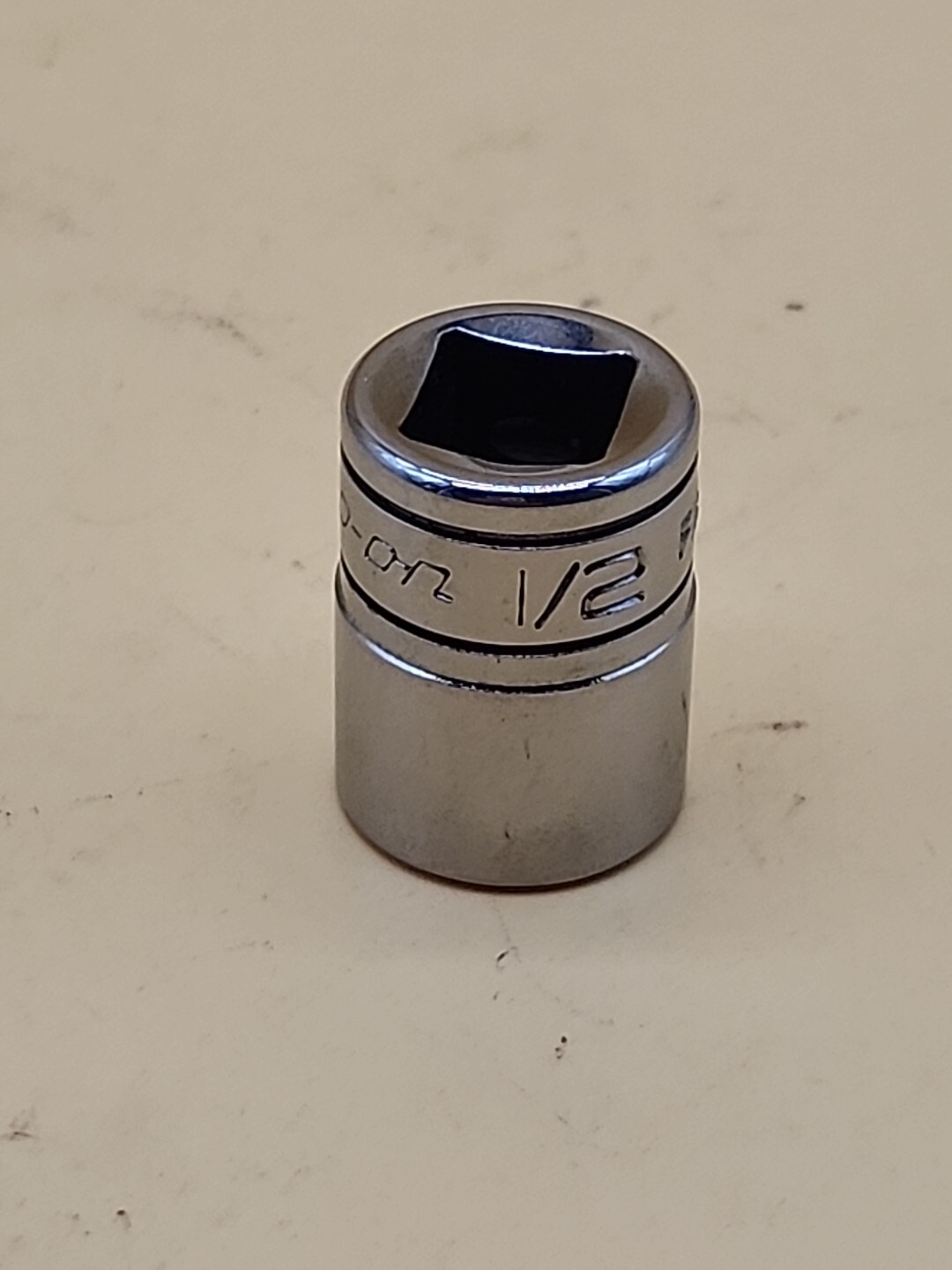 Snap-on Tools F161 3/8″ Drive 1/2″ SAE Shallow 12 Point Chrome Socket USA
