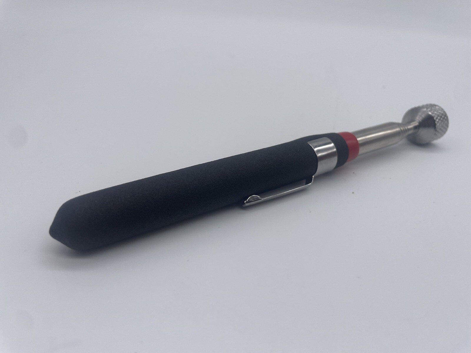 Magnetic Pick Up Tool Long Reach Magnet Extendable Telescopic Bolt Pick Up