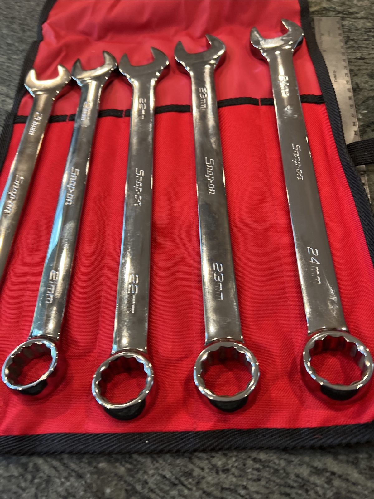 Snap-On oexm705 5 pc 12 point metric combination wrench set 20-24mm sealed