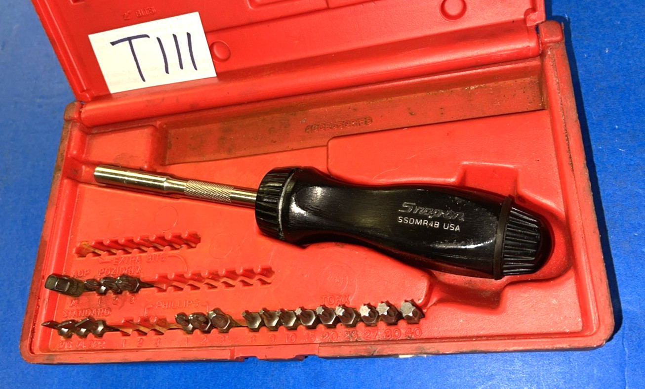 SNAP-ON TOOLS BLACK RATCHETING SCREWDRIVER IN A BIT KIT SHIPPED FREE IN THE US