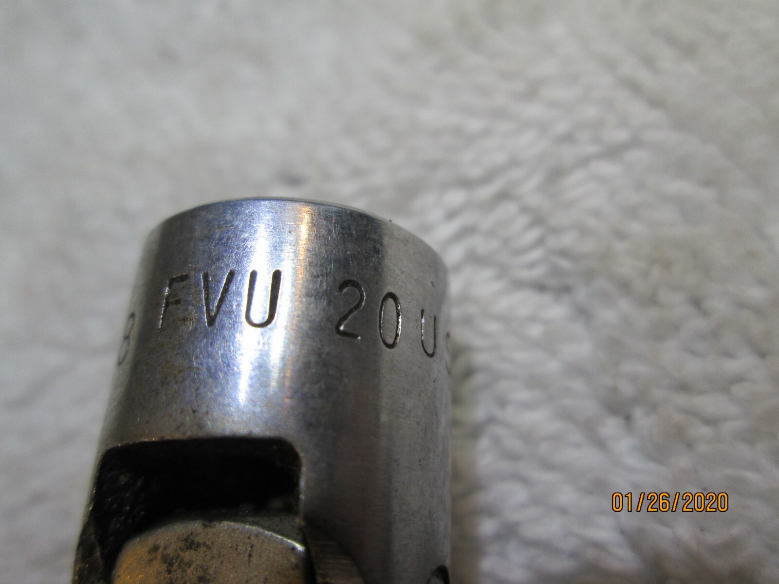 Snap On Tools 3/8″ Drive Swivel Universal 5/8″ Socket FVU20