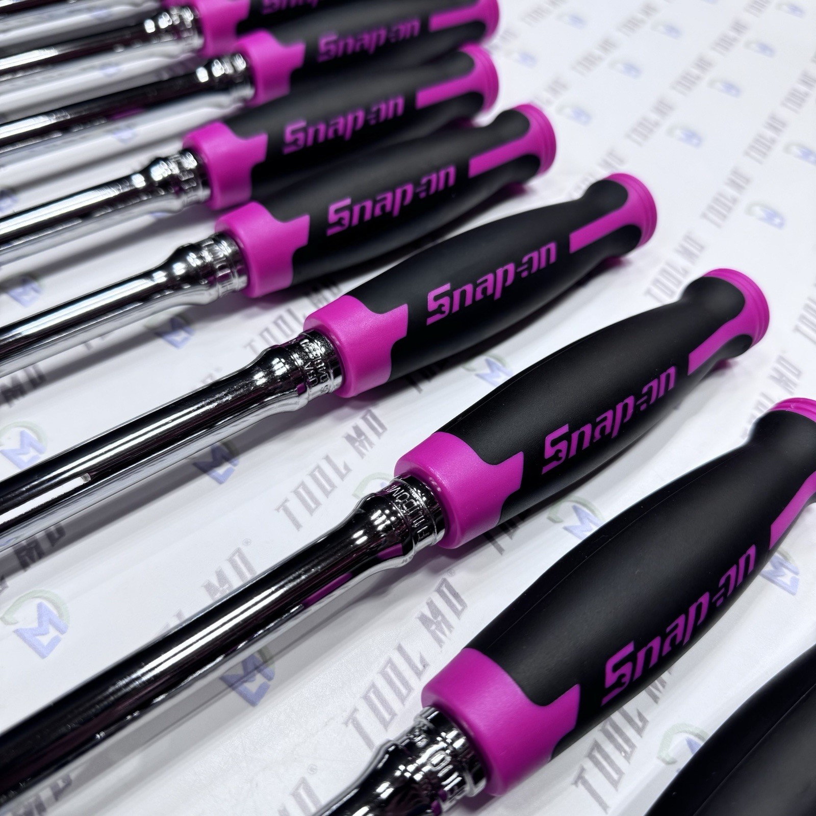 Snap-on Tools USA NEW ELECTRIC PINK 9pc 3/8″ Drive 100 Tooth Cynergy Ratchet Set