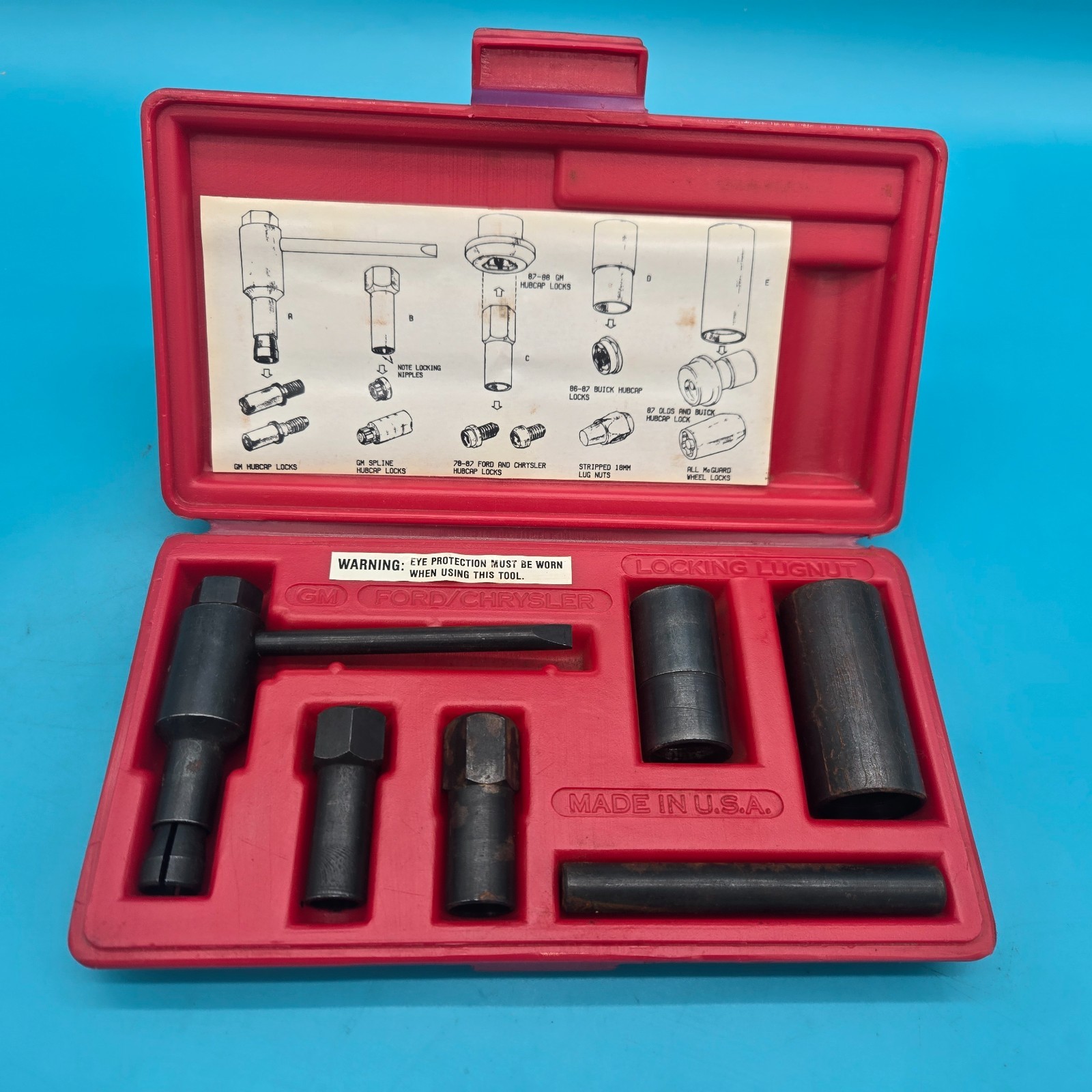 CUSTOM HUBCAP & WHEEL LOCK REMOVAL KIT.