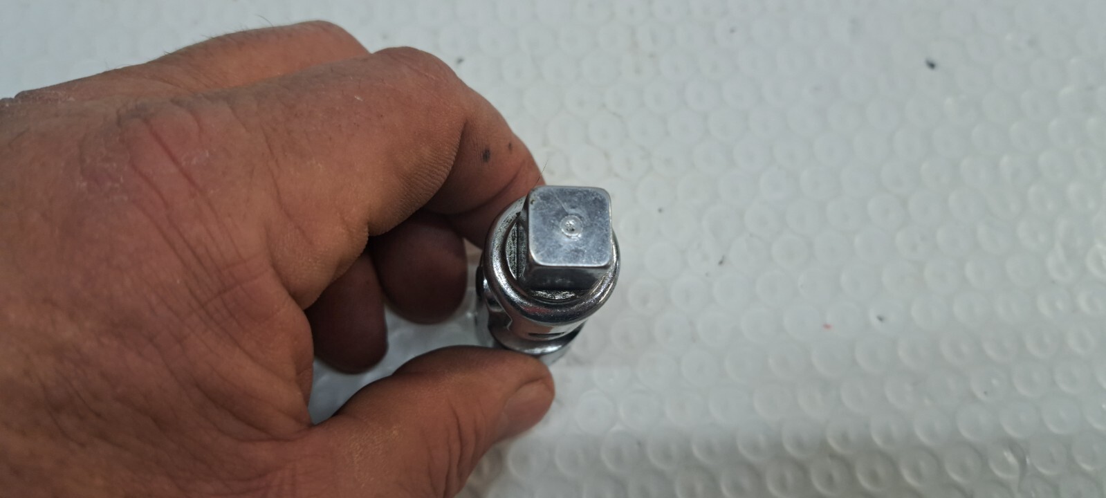 Proto 5470 1/2″ Drive Universal Swivel Adapter–Free Ship
