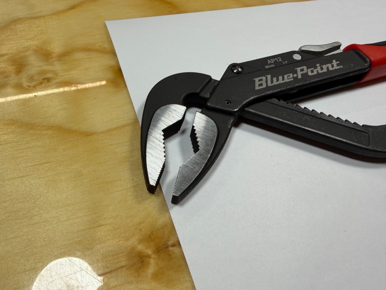 Blue-Point Tools NEW Soft Grip 12″ Thumb Release Adjustable Joint Pliers AP12