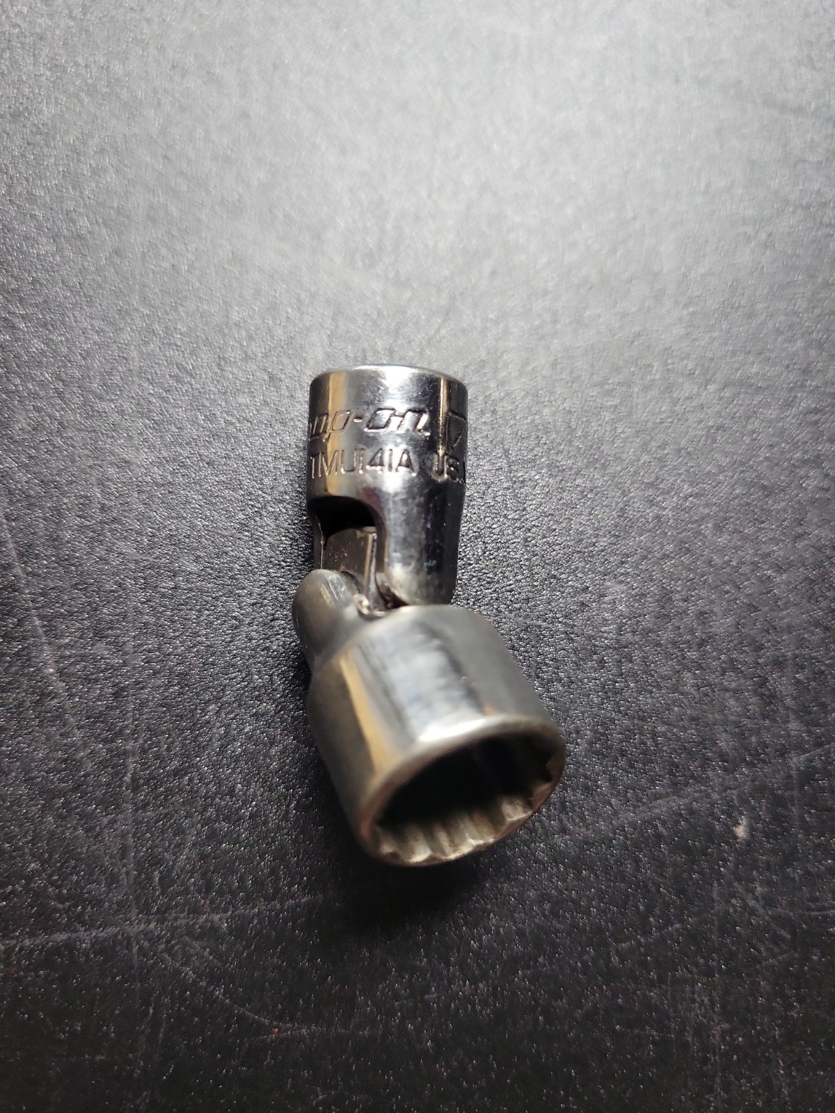 Snap On 1/4” Dr 7/16” 12 Point Shallow Swivel Universal Socket TMU141A NO MARKS