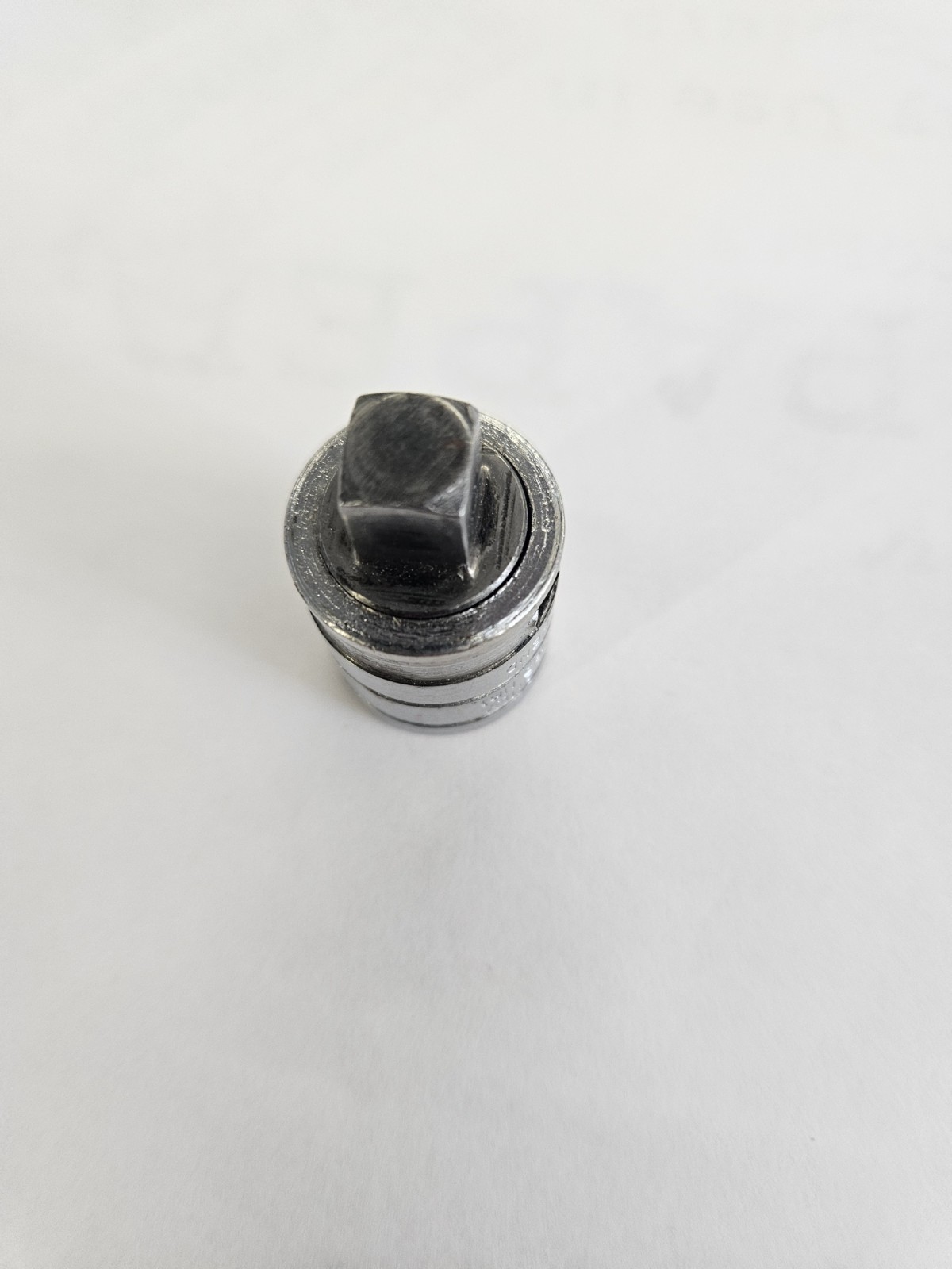 BROKEN SNAP ON A4A 1/2 TO 3/8 REDUCER / ADAPTER. CHROME.