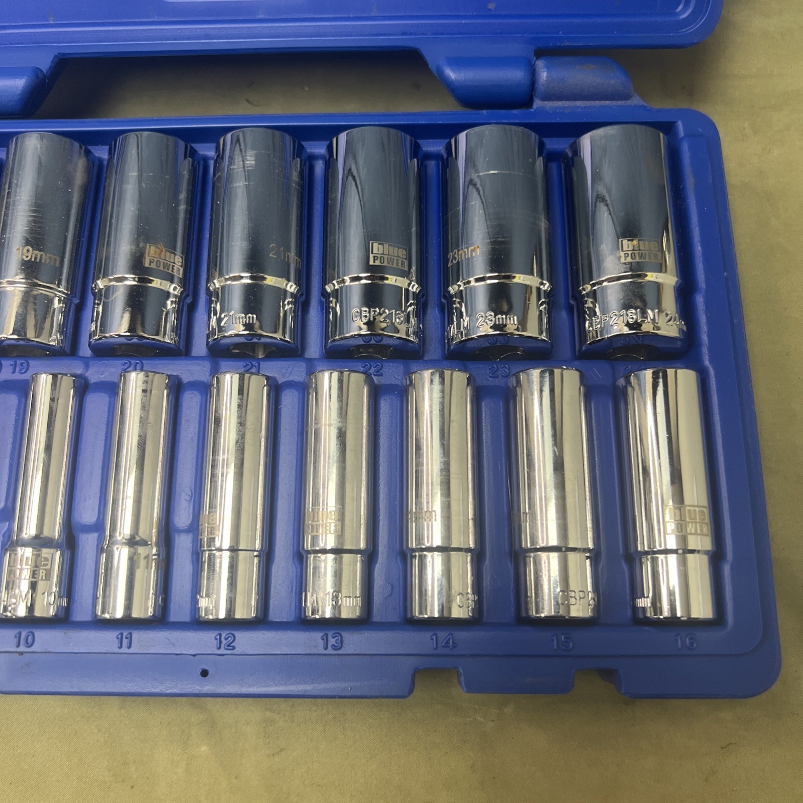 Cornwell 3/8” Drive 7 thru 24 mm 6-pt Deep Socket Set in Case CBP2LMA