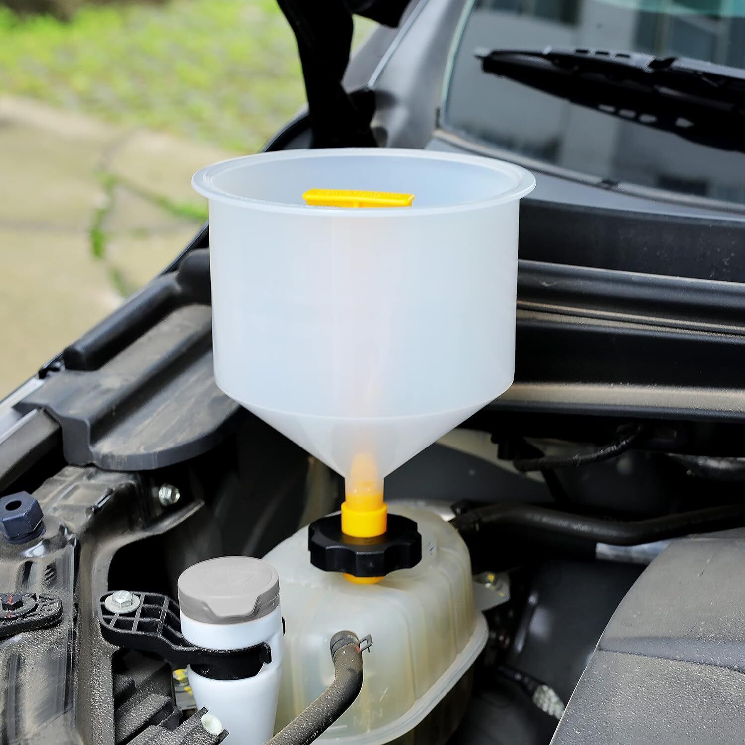 Car Auto Fluid Cooling System Spill Proof Radiator Coolant Filling Funnel Kit