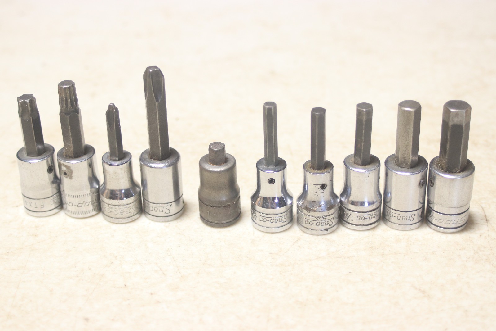 Lot of 10 Snap On 3/8 Inch Drive Torx Hex Screwdriver & Triple Square Bits