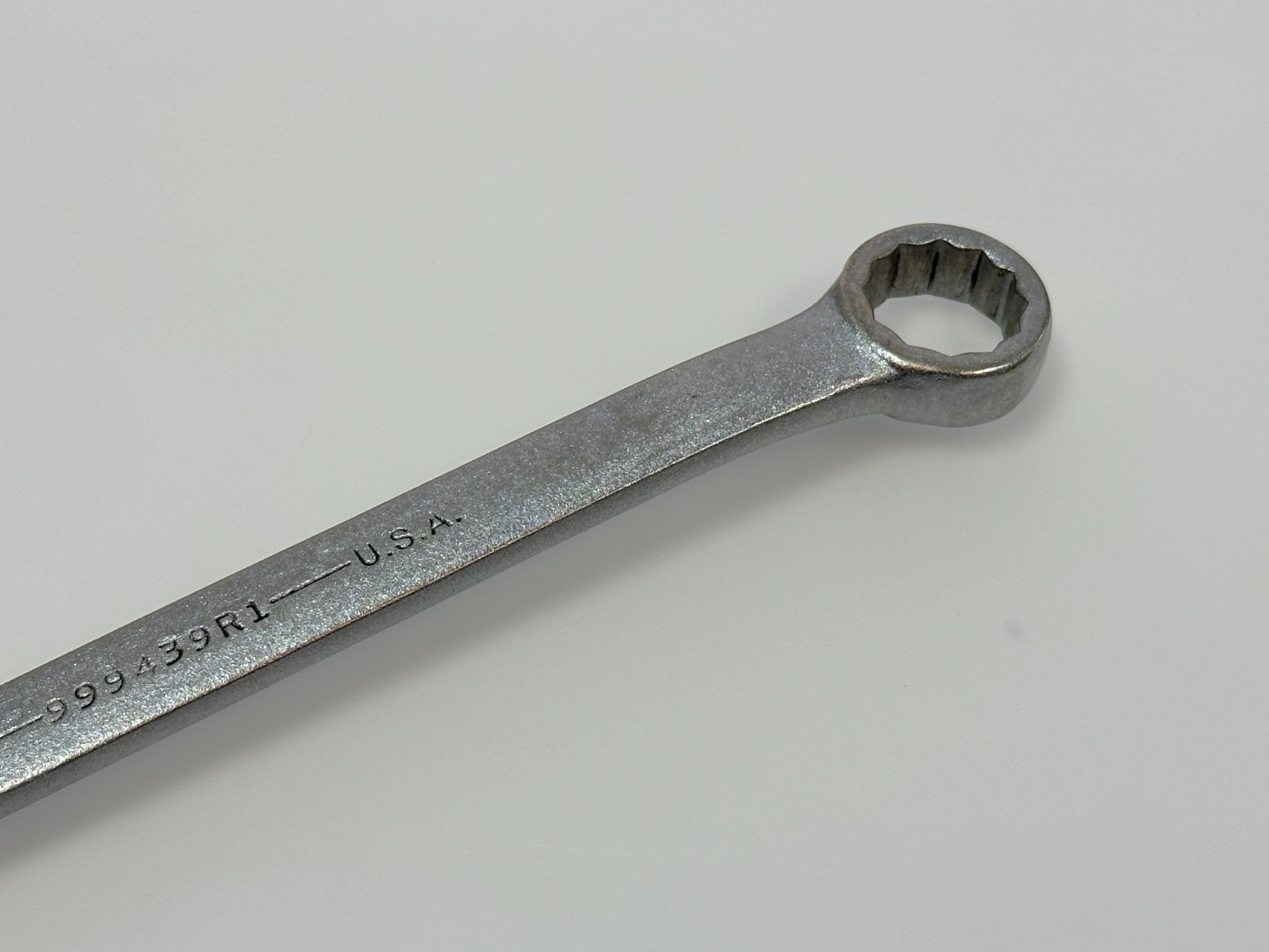 International Harvester IH USA 999439R1 SAE 5/8” Combination Wrench 12 Point