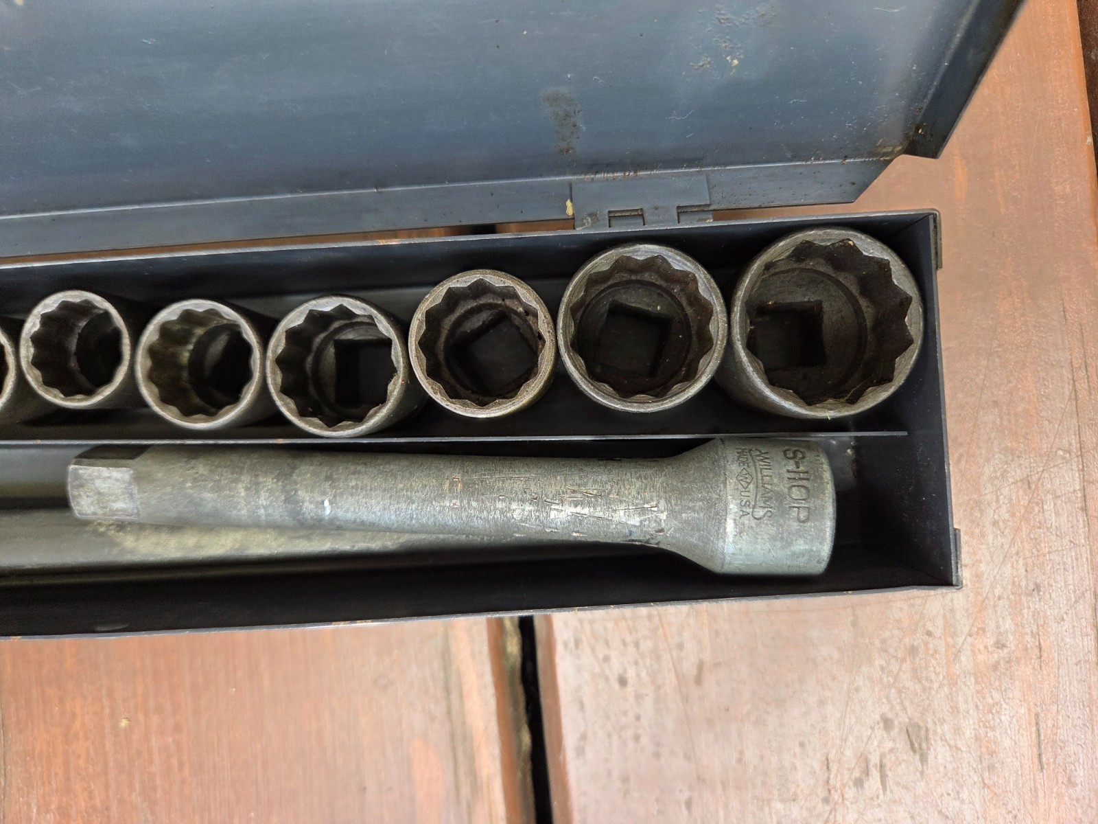 JH Williams 1/2″ Drive Sockets w S-51 SUPERRATCHET And Case Great Shape
