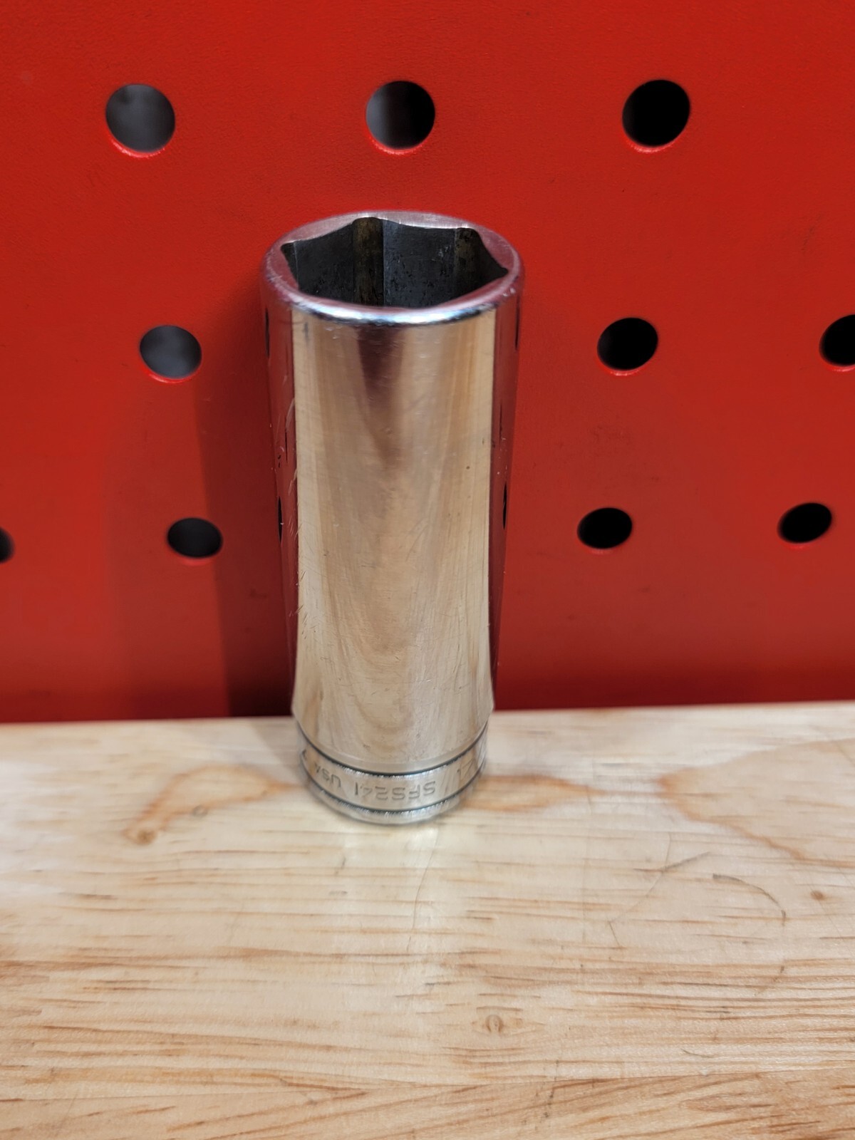 Snap-on Tools SFS241 3/4″ SAE 3/8″ Drive Deep 6-Point Chrome Socket USA