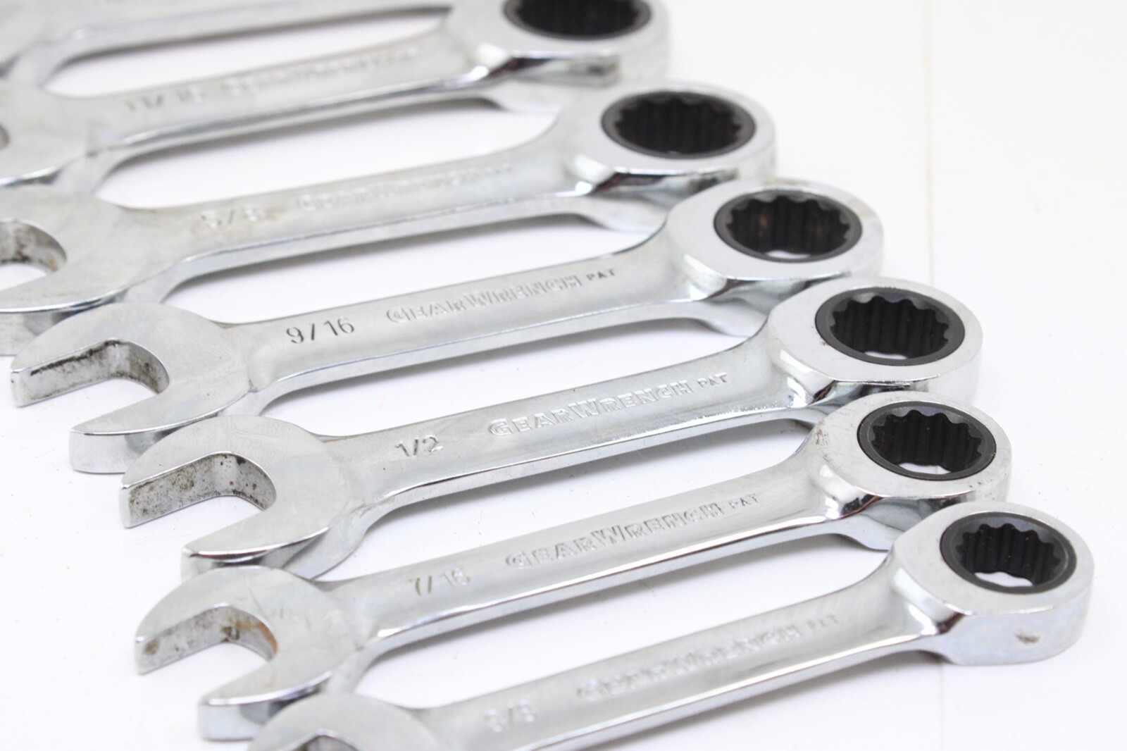 Gearwrench 3/8″ – 3/4″ 7 Piece SAE Stubby Combination Ratcheting Wrench Set