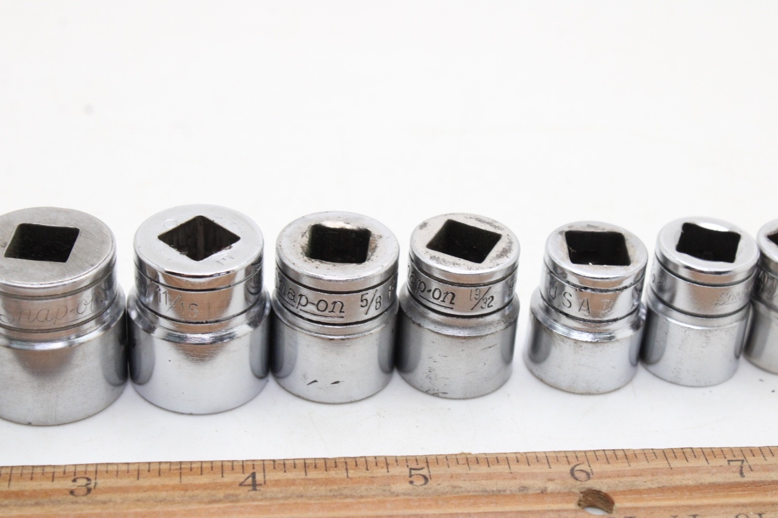 Snap-on F081 – F281 1/4-7/8″ 3/8″ Drive 12 Point 12 Piece SAE Chrome Set USA