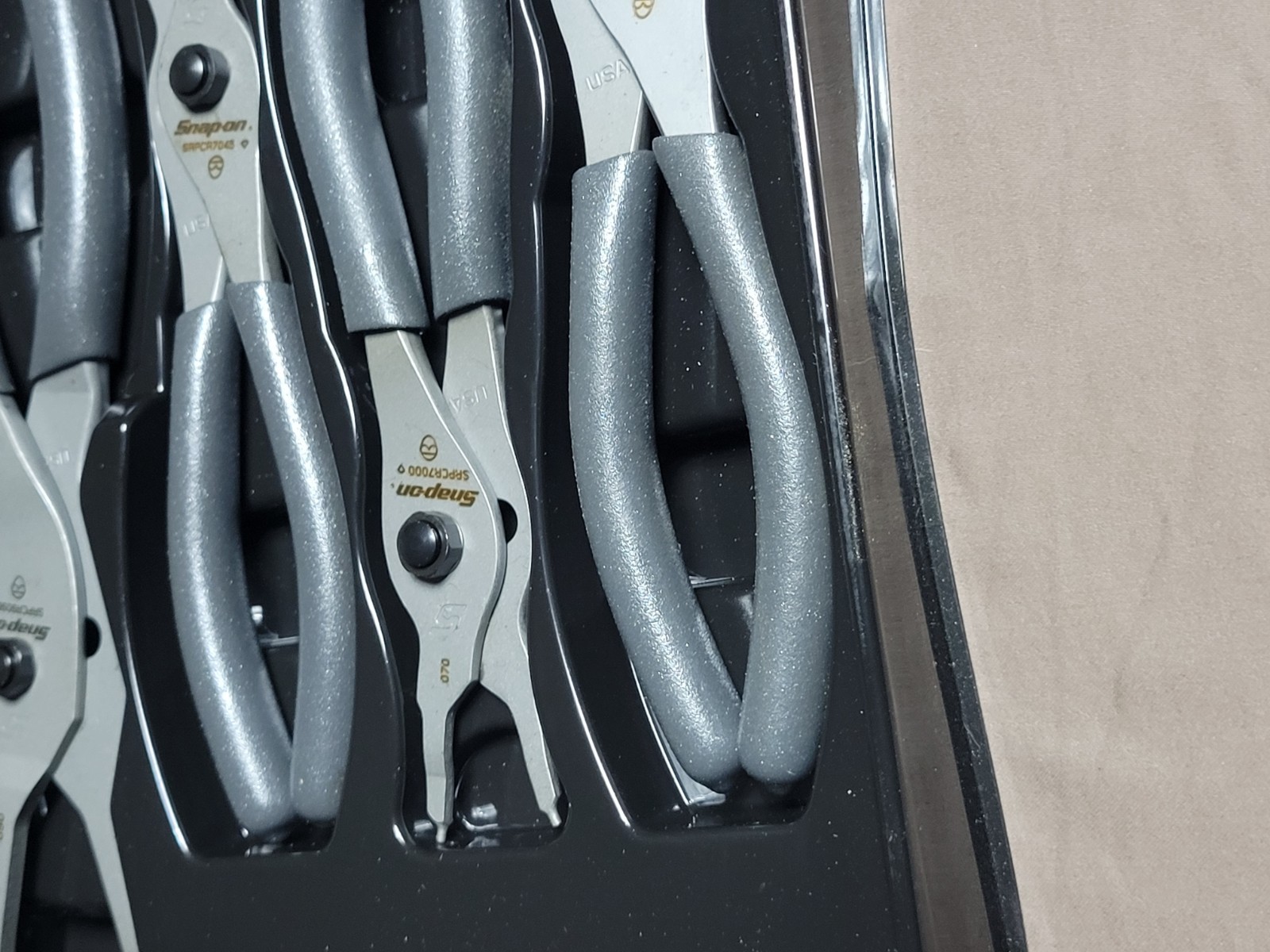 Snap-On 7 Piece Snap Ring Plier Set Grey Soft Grip Handle Set SEE DESCRIPTION