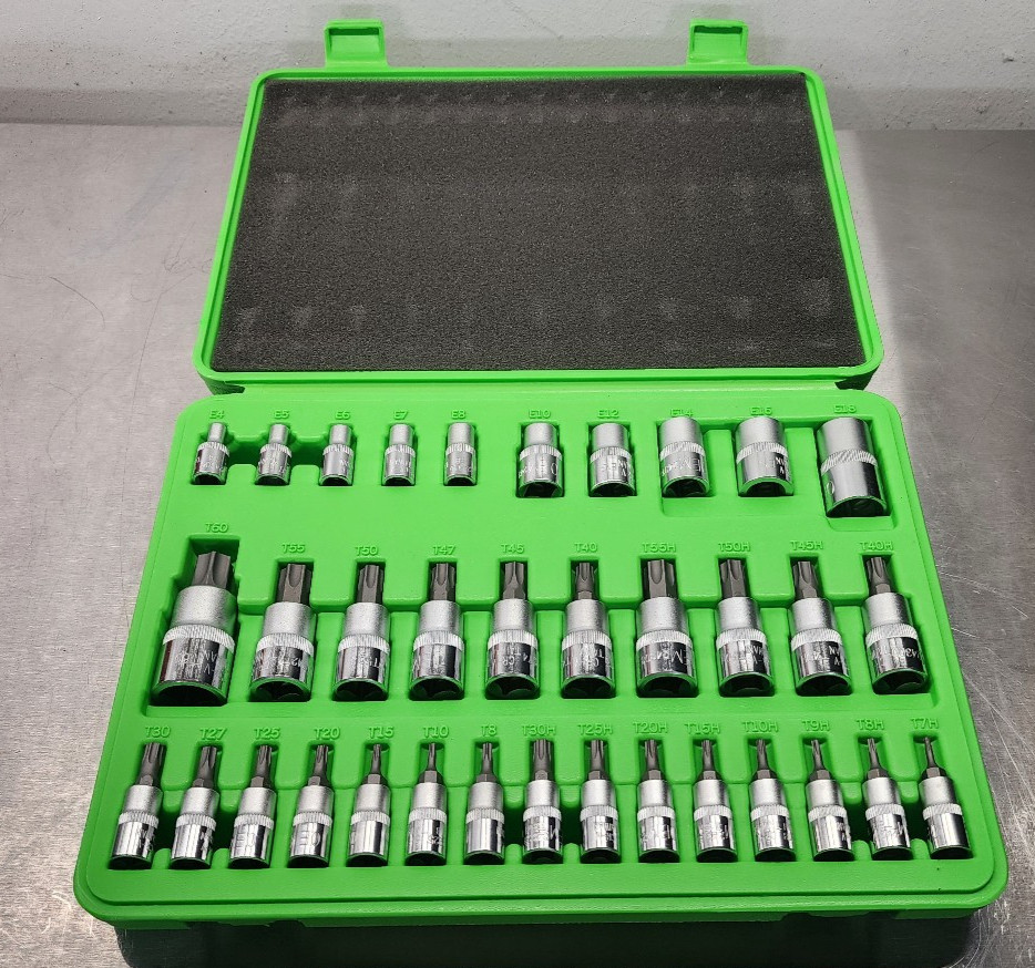 OEMTOOLS 25951 35 Piece 1/4″, 3/8″ and 1/2″ Drive Star / Torx Bit Set